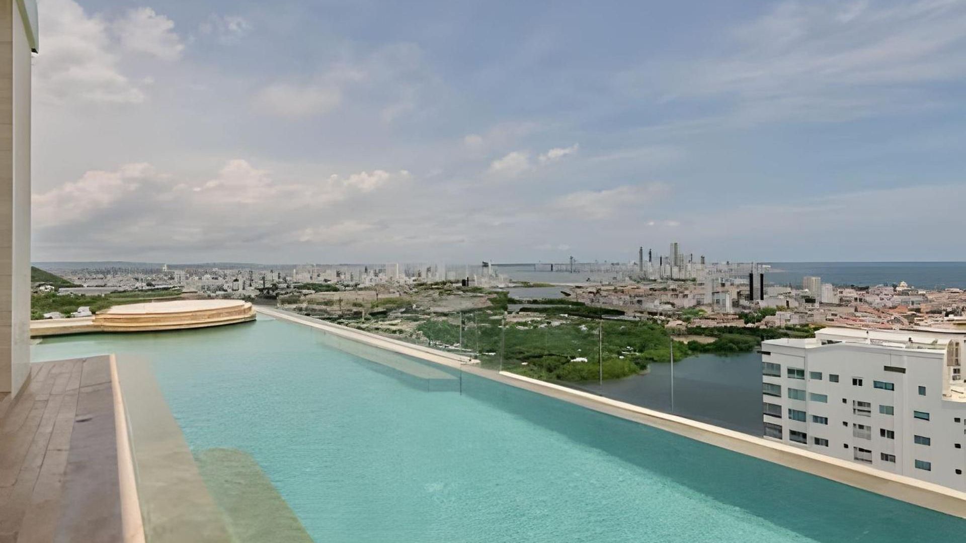Nuevo Vista Al Mar / Centro Historico Piso 28 *